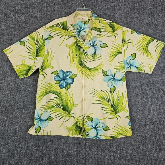 Tommy Bahama Other - Tommy Bahama Hawaiian Shirt Men's XL 100% Silk Button Up Short Sleeve